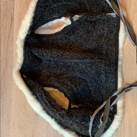 Rabbit trim vest - Picture 2 of 7